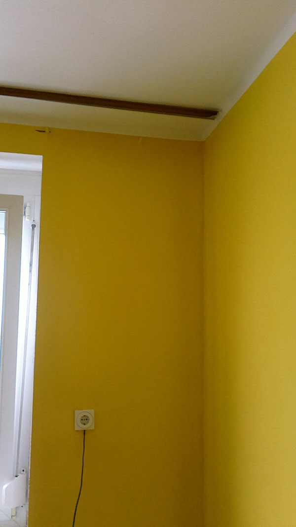 3. faza - Barvano z rumeno - stena